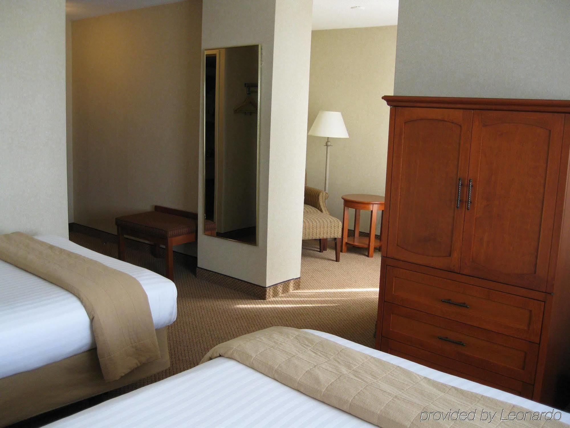 Atlantica Hotel Halifax Room photo
